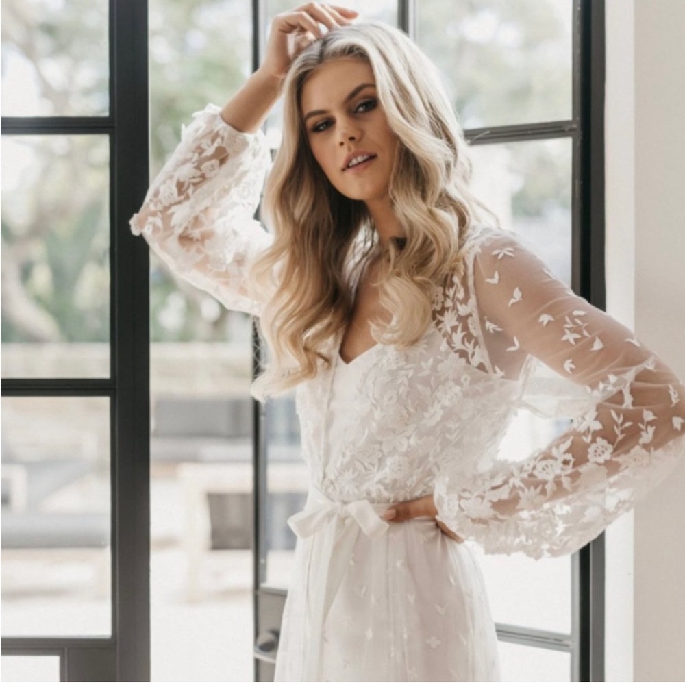 LeRose Adele Robe with slip